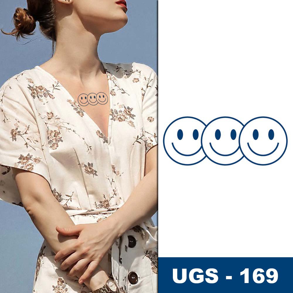 Triple smiley souriants